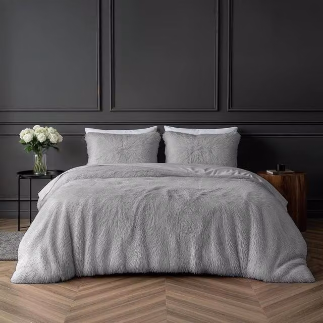 Smart Living Luxury Long Pile Faux Fur Duvet Cover and Pillowcases in Silver, Single (W: 150 cm, L: 200 cm)