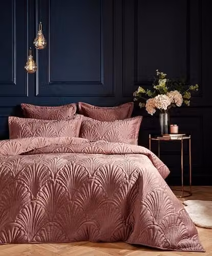 Paoletti Palmeria Quilted Velvet Duvet Cover and Pillowcase Set in Pink, 200 x 200 cm