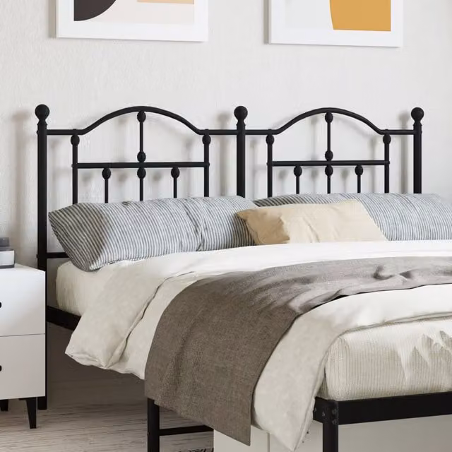 Berkfield Home Classic Metal Headboard in Black, Width: 135 cm – 1