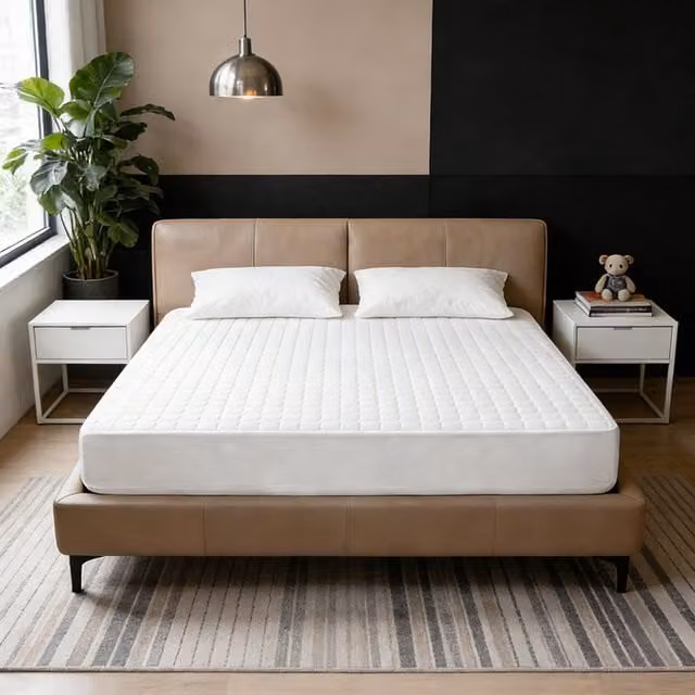 Livingandhome White Quilted Microfibre Fitted Sheet, W/D/H: 200 x 200 x 27 cm