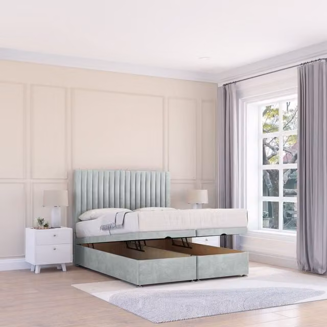 Sloomy Manhattan Naples Super King Fabric Ottoman Bed in Silver with Sprung Memory Mattress and 26 Inch Strut Headboard, W/D/H: 200 x 200 cm