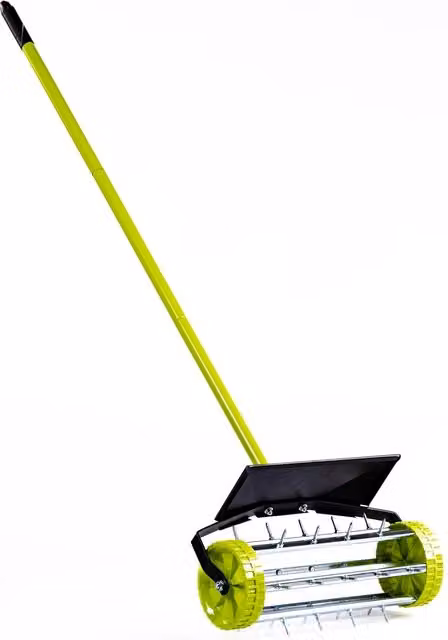 Garden Gear Manual Rolling Lawn Aerator in Green with Galvanised Steel