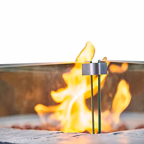 Teamson Home Outdoor Rattan Propane Gas Fire Pit Table with Glass Screen and Lava Rocks in Grey and Brown – 6