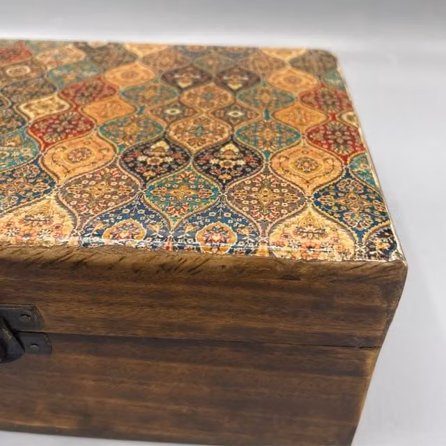 KDMK Multicolour Ceramic and Wood Storage Box with Lid, W/D/H: 20.0 x 15.0 x 7.5 cm