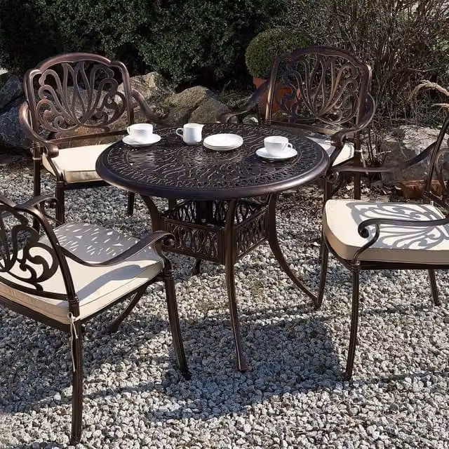 Wyld and Coco Brown Vintage Round Aluminium Garden Table, Diameter: 90 cm – 1