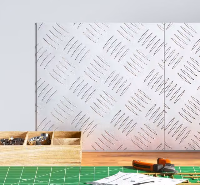 Berkfield Home Anti-Slip Aluminium Checker Plate Sheets in Silver, 2 Pack, W/D/H: 30 x 30 x 0.18 cm