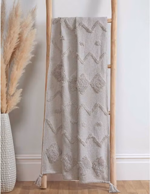 Rapport Home Juniper Geometric Tufted Cotton Throw in Silver, W: 60 cm