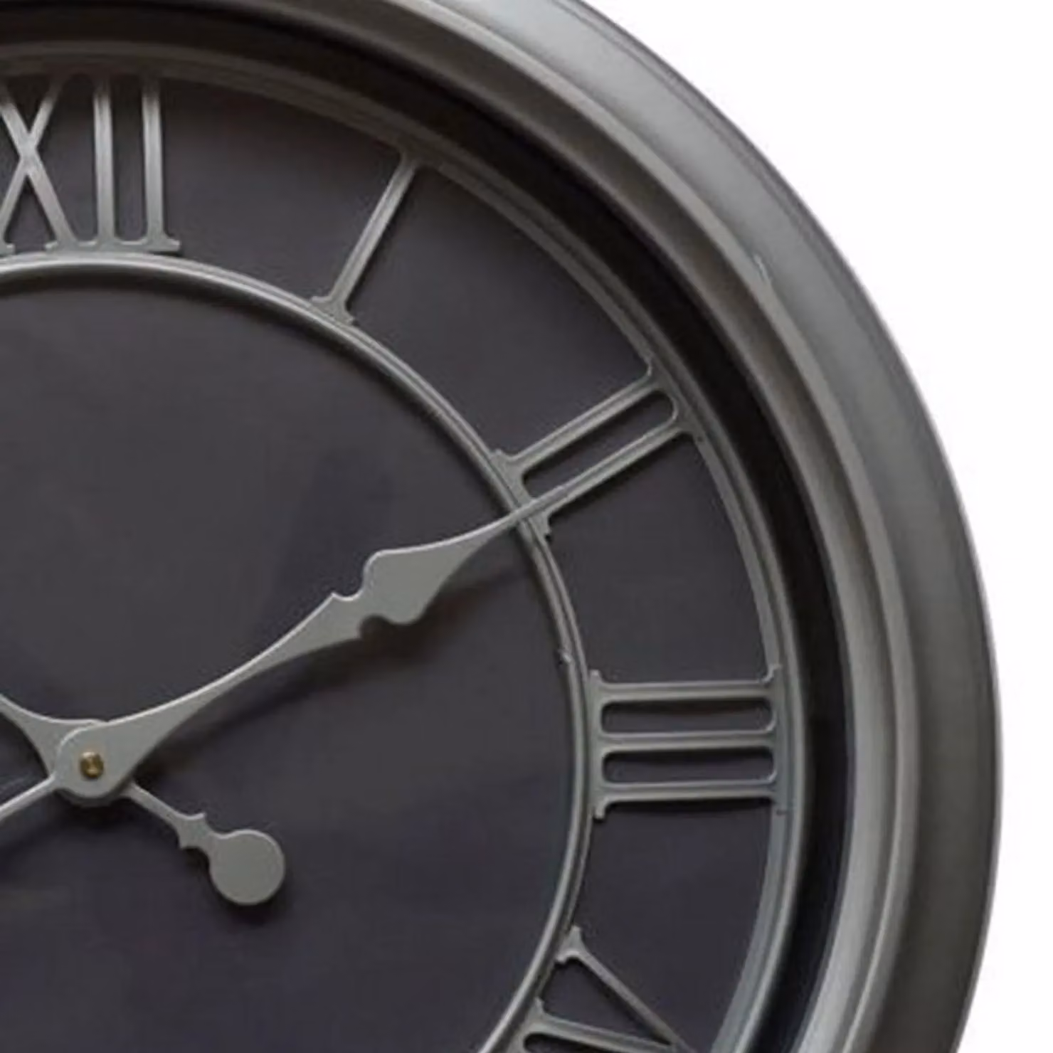Hill Interiors Bloomsbury Round Analog Wall Clock in Silver, Diameter: 59 cm – 2