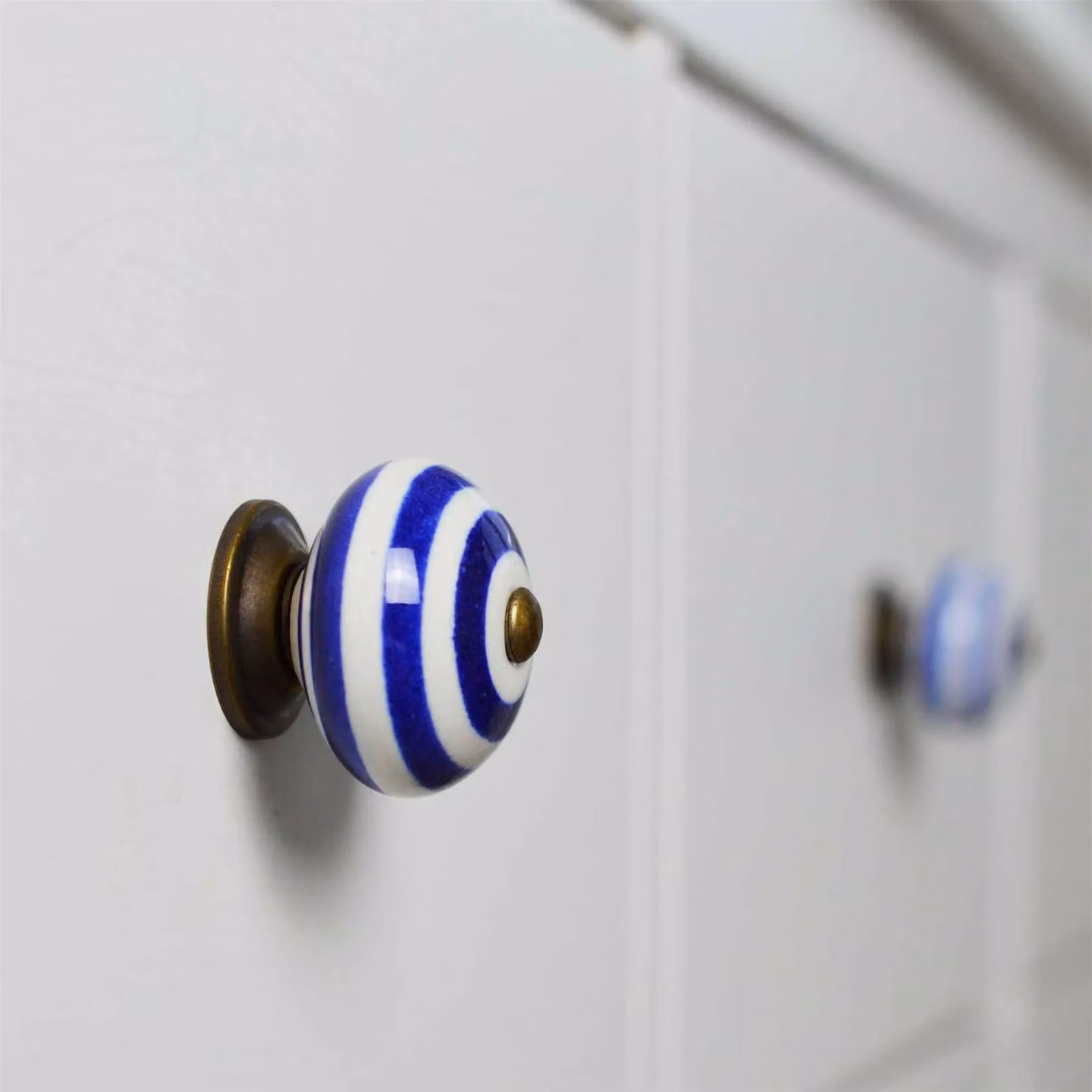 Nicola Spring Round Ceramic Cabinet Knob in Blue – 4