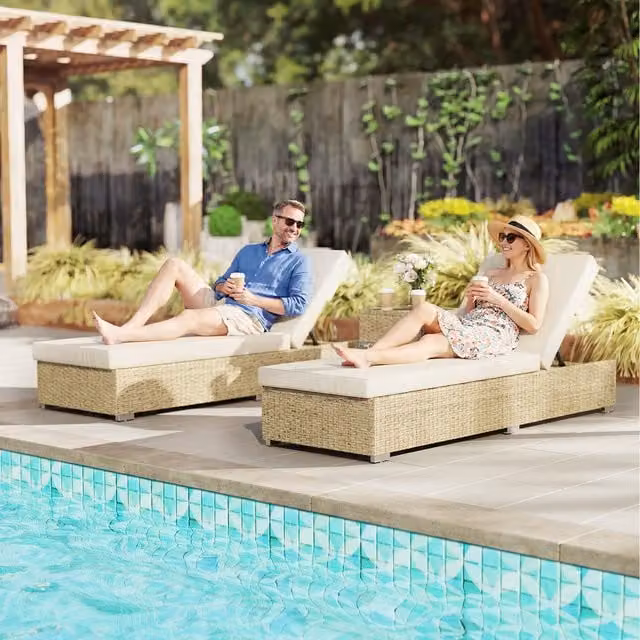 Outsunny Set of 2 Modern Polyrattan Sun Loungers with Side Table and Weatherproof Cushions in Beige and White