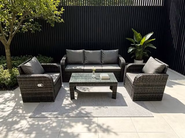 Fimous 5 Seater Grey PE Rattan Garden Furniture Set with Upholstered Cushions and Coffee Table