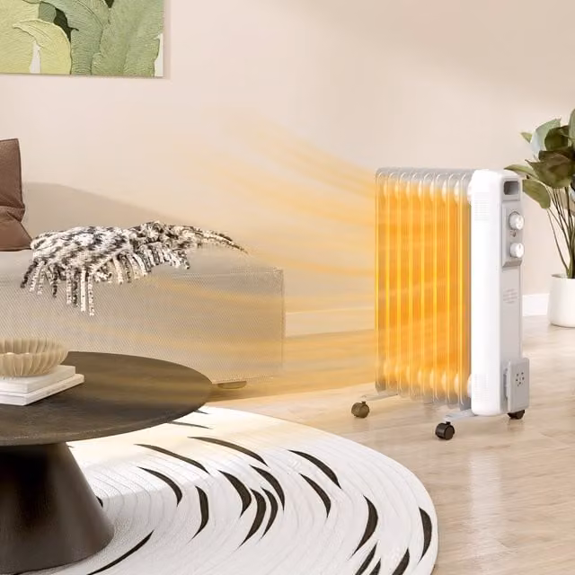 HOMCOM Quiet Freestanding Oil Filled Radiator in White