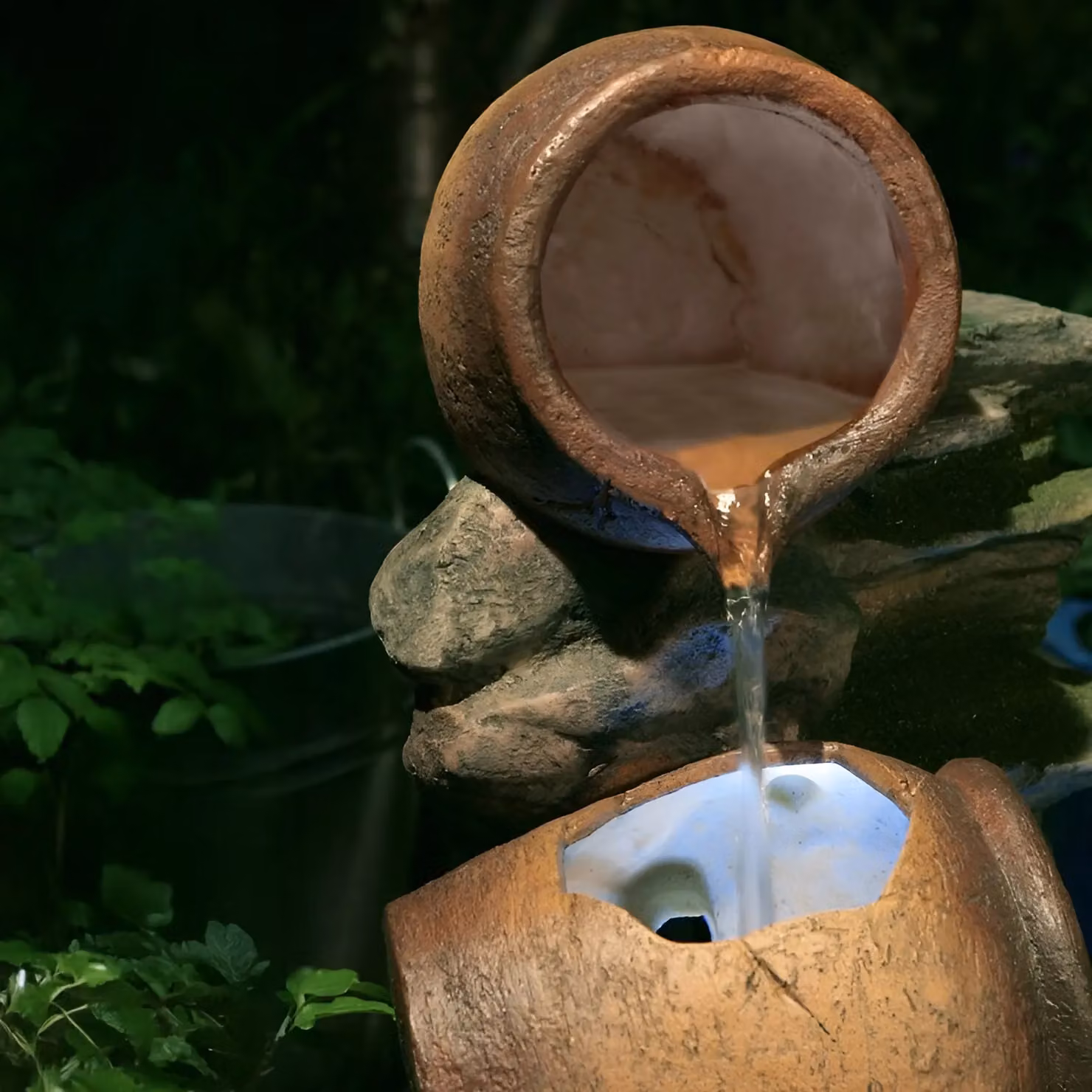 Primrose Honey Pots Barrel Cascading Water Feature with Lights, Stone Effect, Brown, Height: 68 cm – 4
