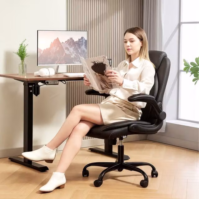 HOMCOM Executive Office Chair with Flip-Up Armrests in Black PU Leather
