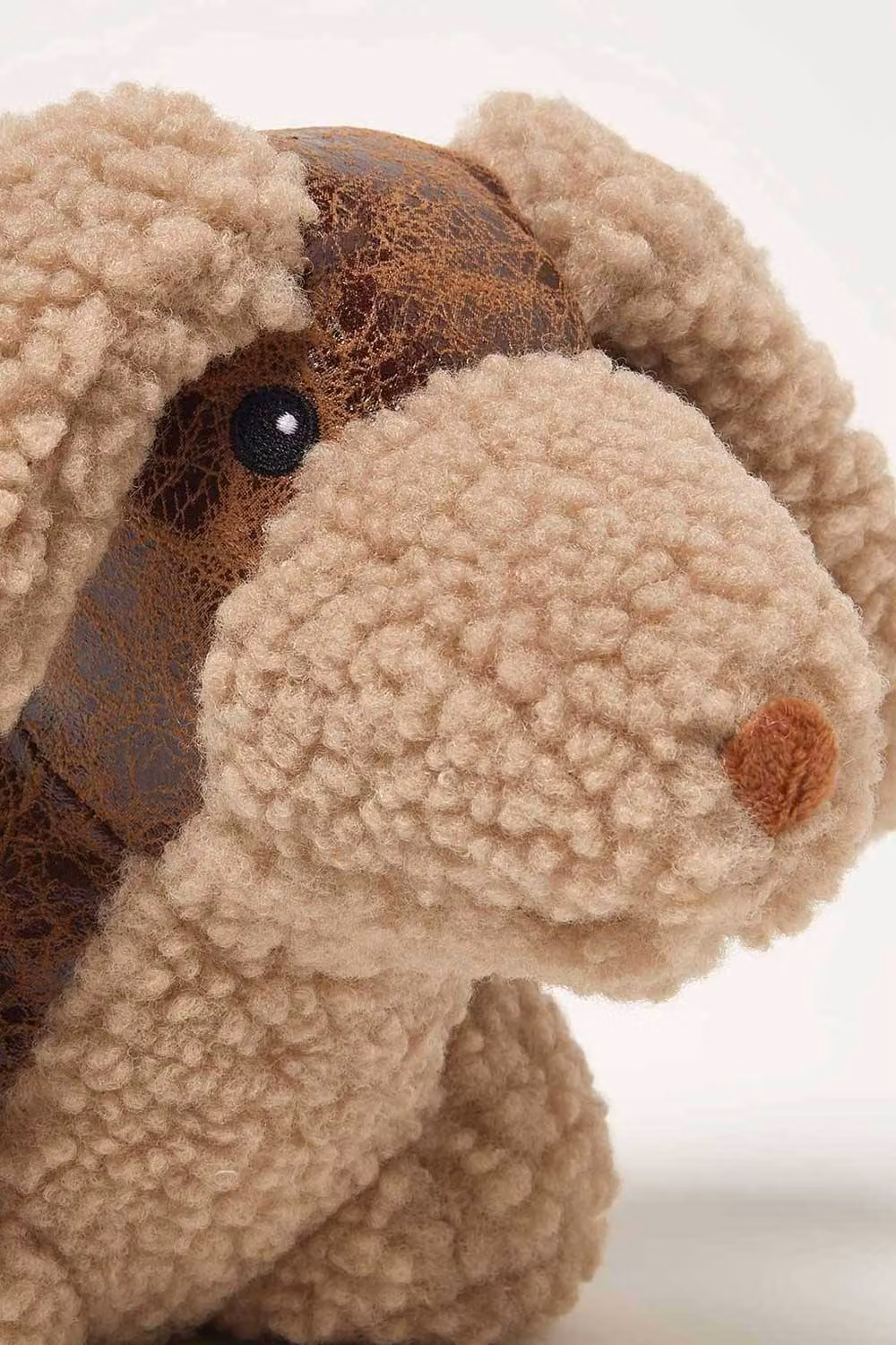 Homescapes Sausage Dog Fabric Door Stop in Beige and Brown – 2