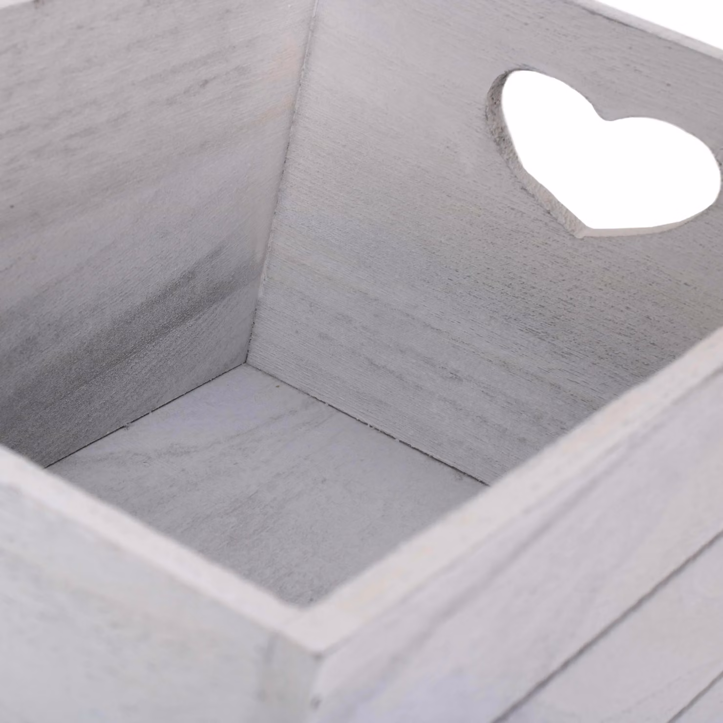 Red Hamper Vintage Effect Heart Cut Handle Wooden Storage Crate in Grey and Red, W/D/H: 30.0 x 20.0 x 16.0 cm – 2