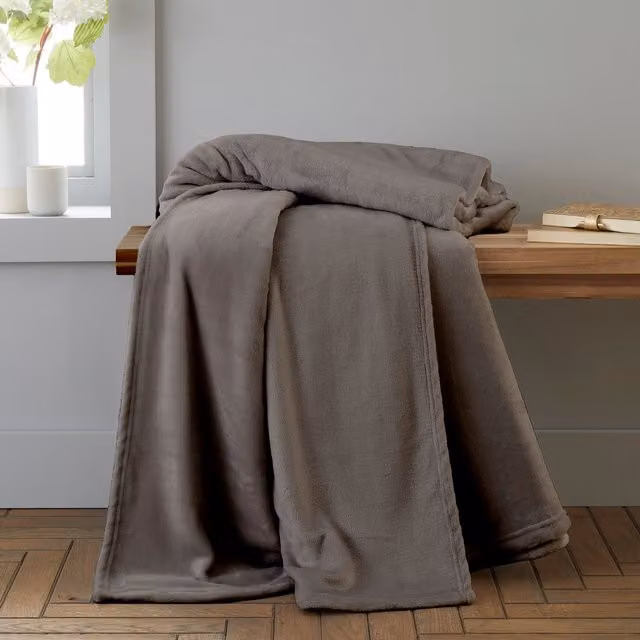 Catherine Lansfield Raschel Velvet Touch Throw, Grey, W: 130 cm, D: 170 cm