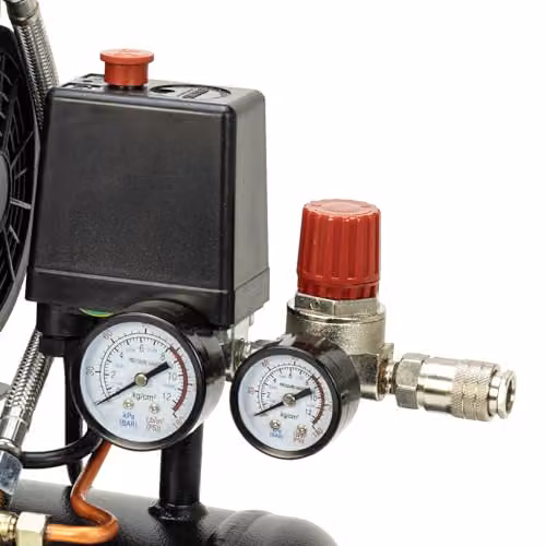SIP QT Air Compressor Ultra Low Noise Oil-Free Direct Drive, Black, 6L, 550W, 9 Bar – 3
