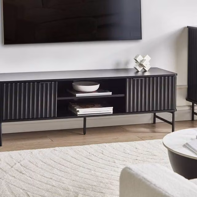 Wyld and Coco Everluxe Industrial TV Stand in Black MDF and Metal, W: 140 cm, D: 40 cm, H: 46 cm