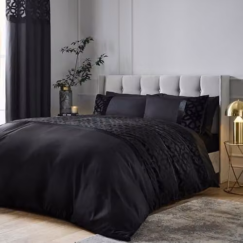 Catherine Lansfield Lattice Cut Velvet Double Duvet Cover Set with Pillowcases, Black, W/D/H: 200 x 200 cm, Pillowcases: 50 x 75 cm – 1