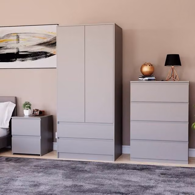 Vida Designs Modern Grey Bedroom Set