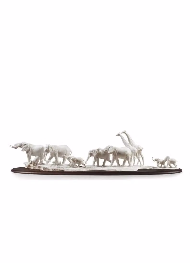 Lladró African Savannah Wild Animals Porcelain Sculpture in White