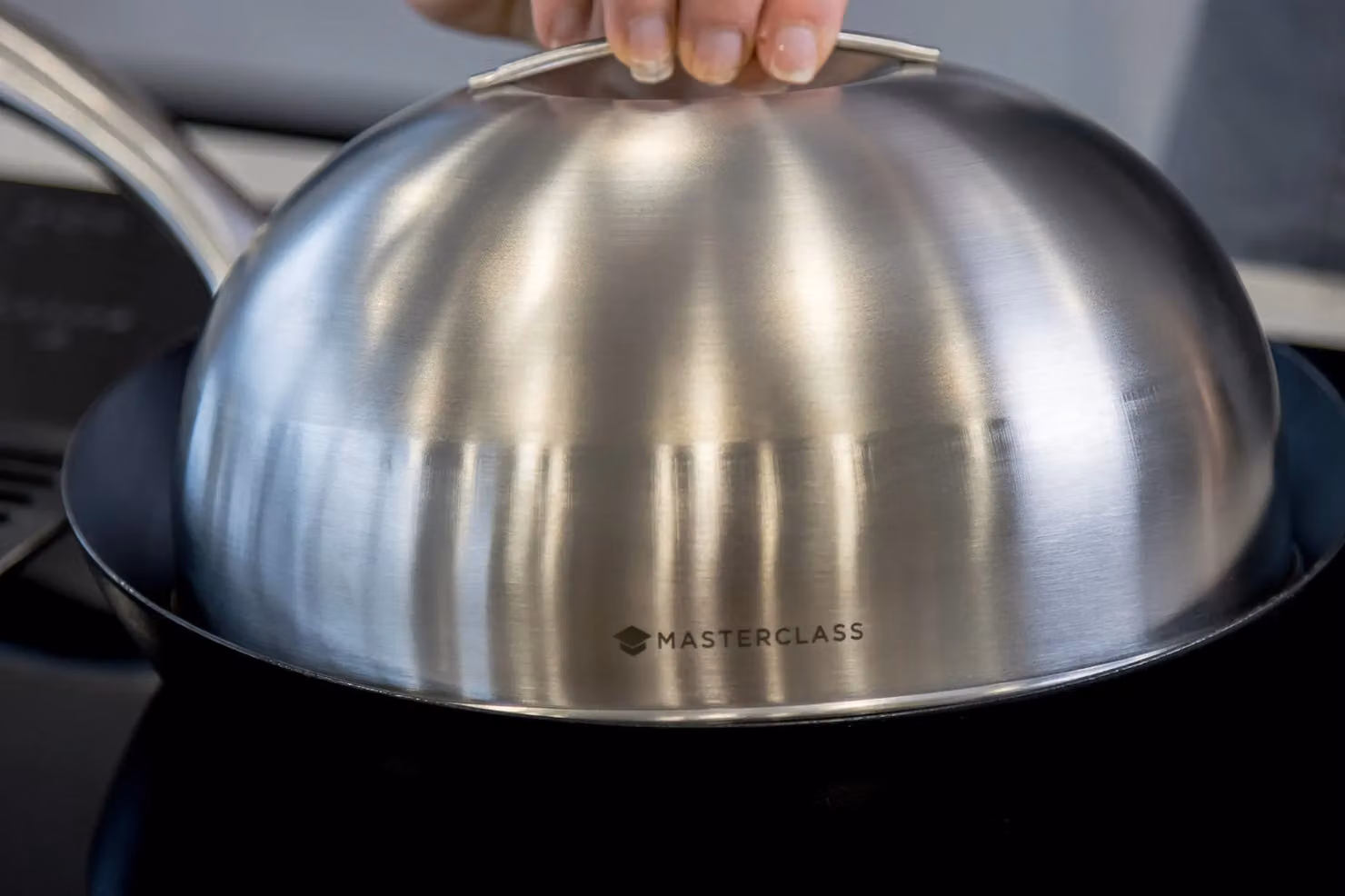 MasterClass Stainless Steel Melting Dome and Burger Steamer in Silver, W/D/H: 22.5 x 12 x 10.5 cm – 9