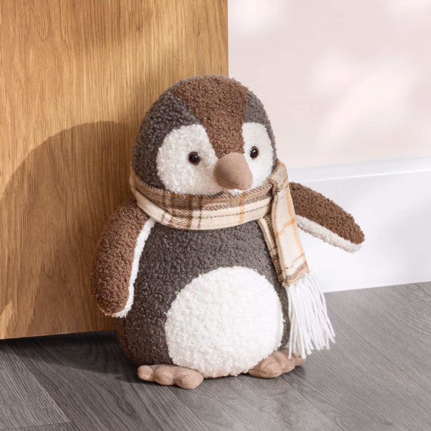 Paoletti Boucle Penguin Novelty Doorstop in Grey – 4
