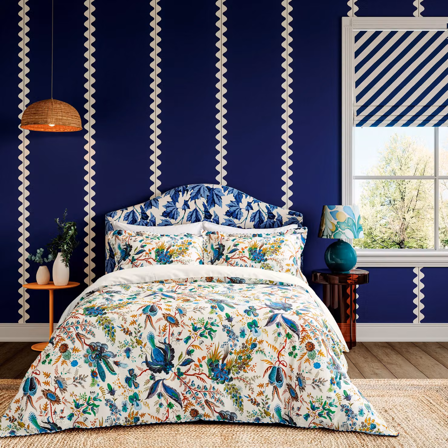 Harlequin Wonderland Floral Cotton Mako Satin Duvet Cover and Pillowcase Set, Multicolour, W: 90 cm, H: 200 cm – 6