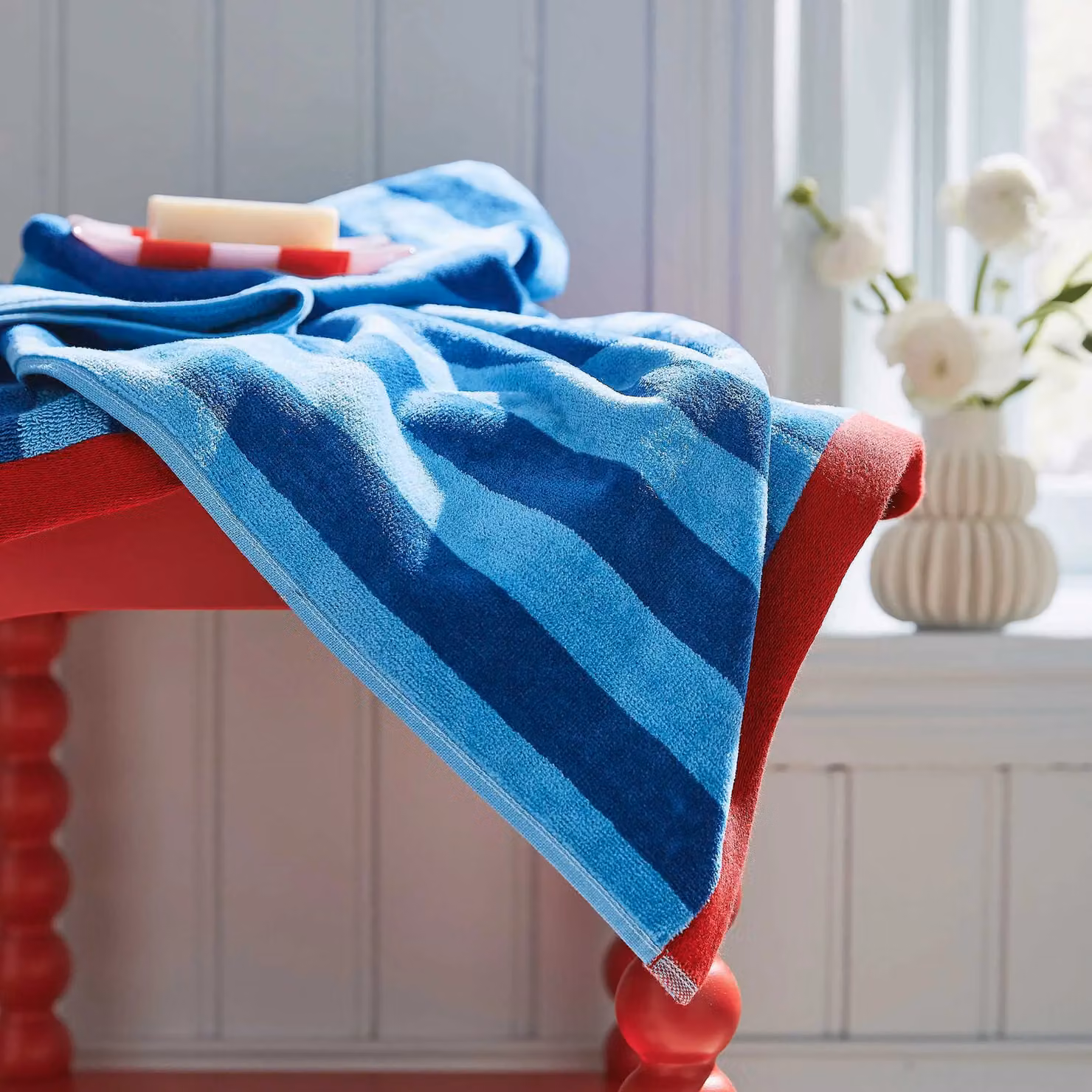 Land & Shore Striped Cotton Terry Bath Towel, Blue and Red – 2