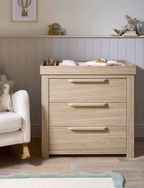 Mamas & Papas Franklin Convertible Dresser Changer in Brown and Beige Oak Finish