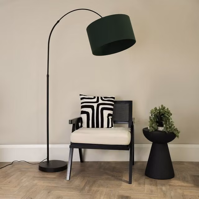 ValueLights Louis Arched Floor Lamp with Fabric Drum Shade in Green and Black