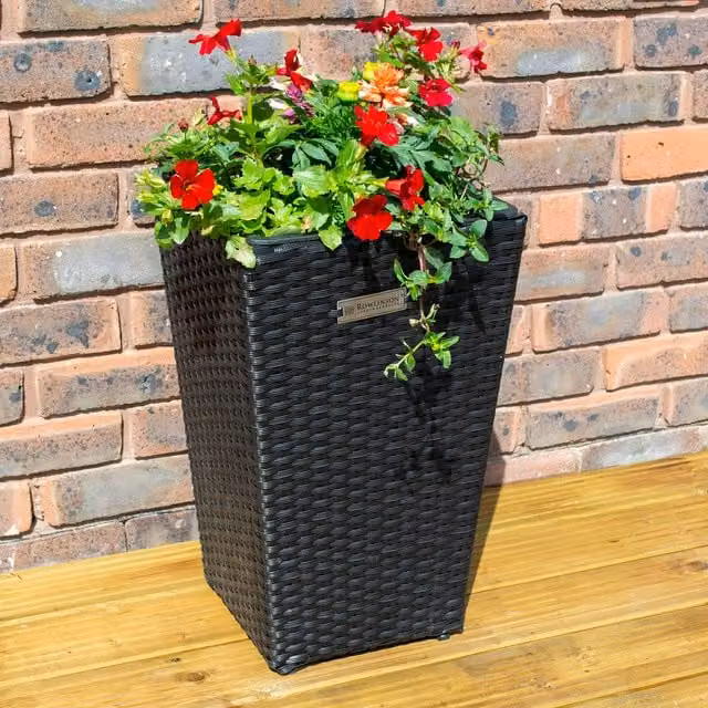 Rowlinson Albany Black Rattan Garden Planter Tub