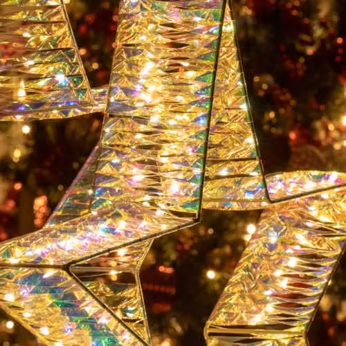 The Christmas Workshop Iridescent Light-Up Metal Star with 160 White LEDs, Diameter: 65 cm – 7
