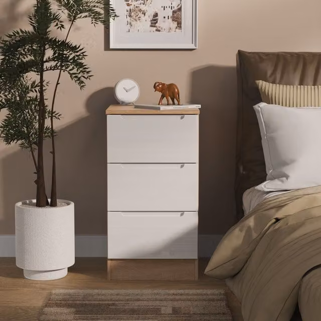 2 U Lucca 3 Drawer Bedside Table in Light Oak, Small, Ready Assembled – 1