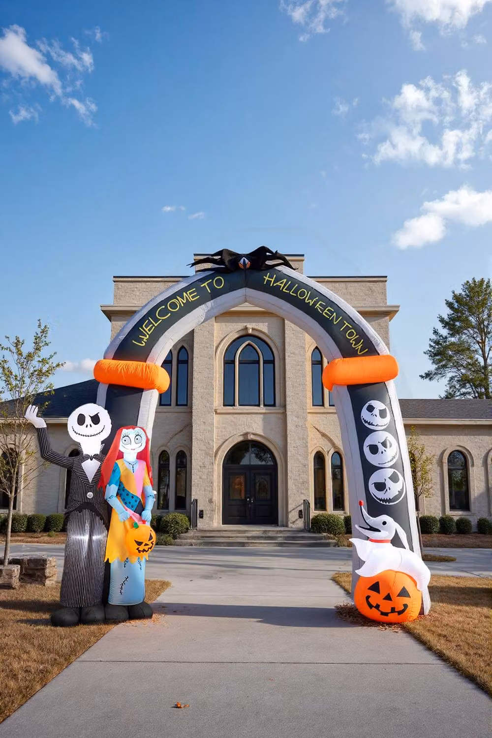 Garden Sanctuary Jack and Sally Halloween Inflatable Archway with LED Lights, Multicolour – 2