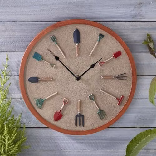mysmartbuy Rustic Garden Tools Decorative Metal Wall Clock, Diameter: 30 cm, Multicolour and Beige – 1