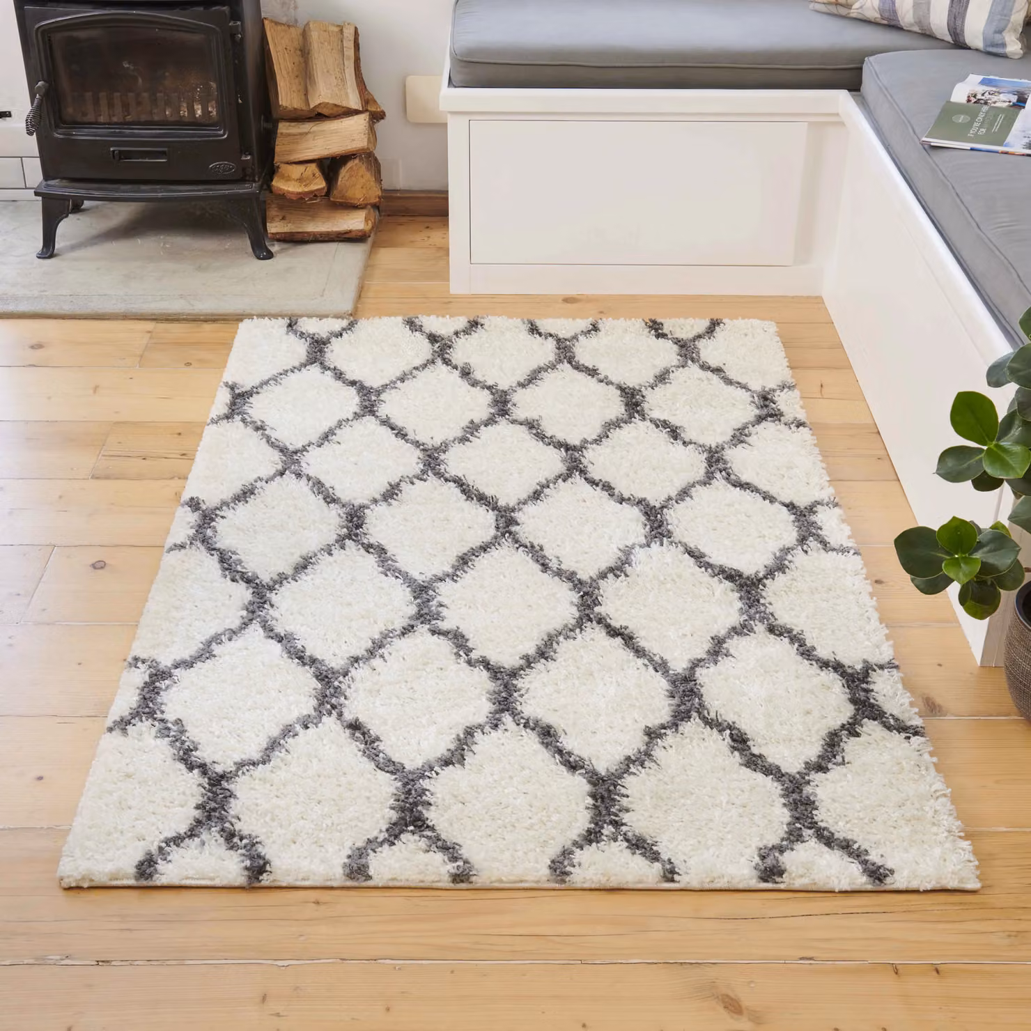 Kukoon Cream and Grey Scandi Geometric Super Soft Shaggy Rug, W: 60 cm, L: 230 cm – 2
