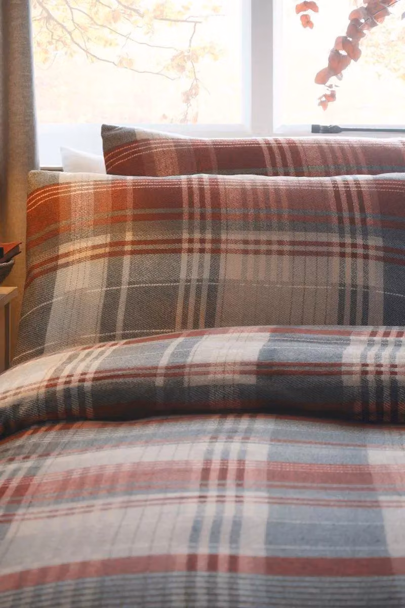 Appletree Connolly Red Checked 100% Brushed Cotton Flannelette Duvet Cover Set, 200 x 200 cm – 2