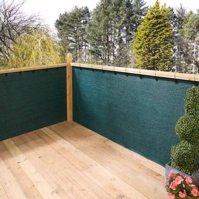 Gainsborough Green Garden Privacy Netting with Fixings, H: 1.8 m x W: 10 m – 1