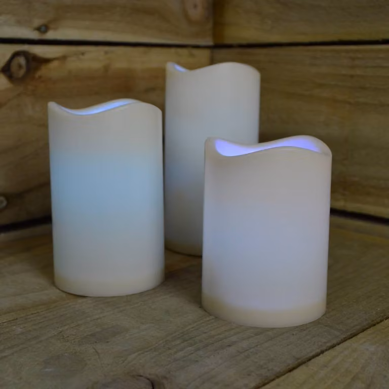 Samuel Alexander Set of 3 Battery Operated Multi Pastel Colour Changing LED Pillar Candles in Cream, Height: 15 cm