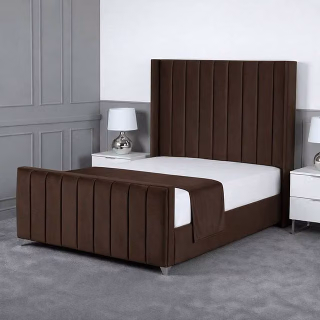 Living Comfort Bedz Imperial Winged Gas Lift Storage Upholstered Bed in Brown Velvet, Super King, W/D/H: 200 x 200 cm