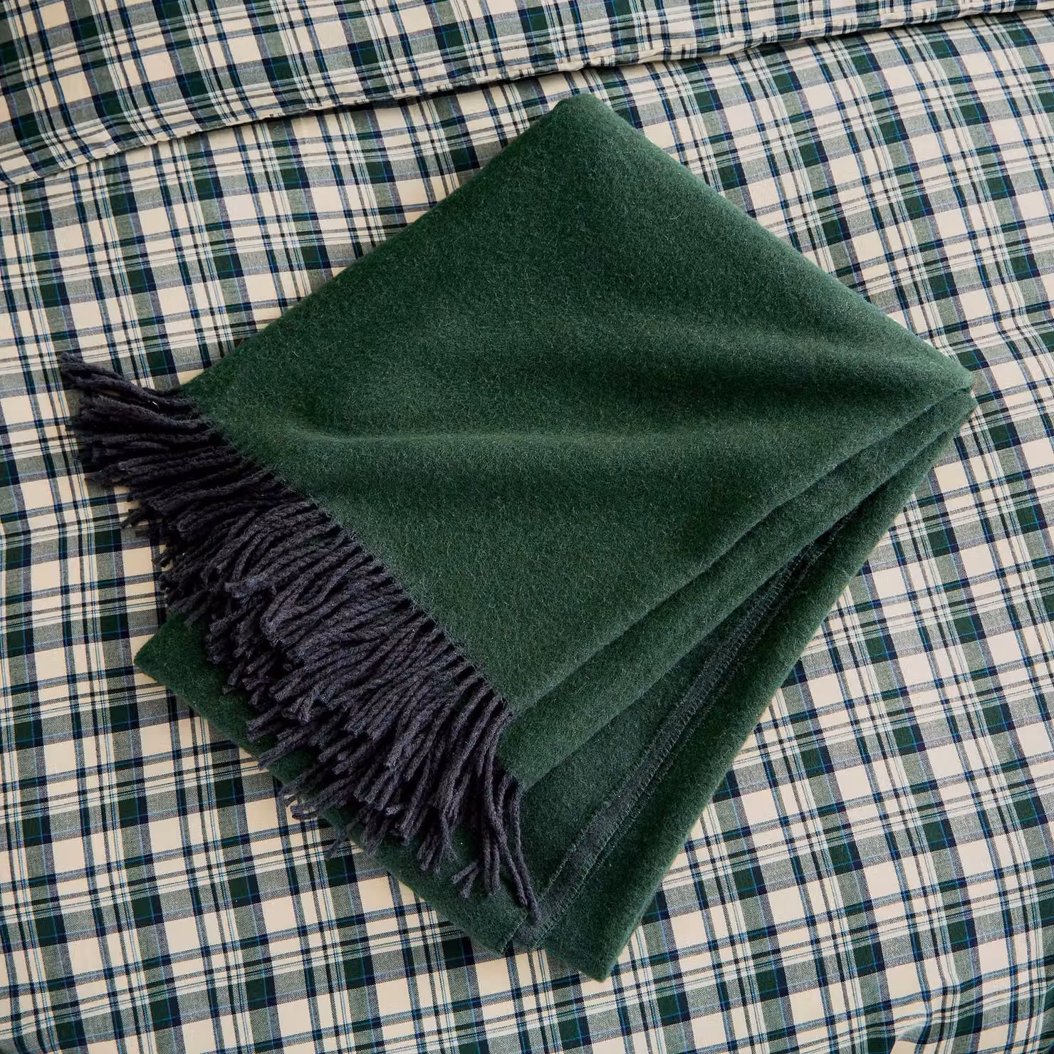 Bedeck of Belfast Reversible Checked Wool Throw with Fringes in Blue and Green – 2