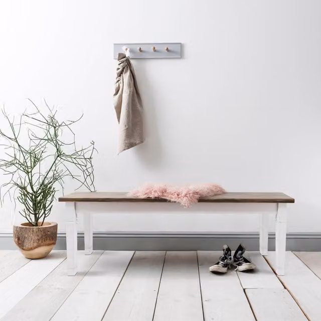 Noa and Nani Canterbury Rustic Pine Bench in White