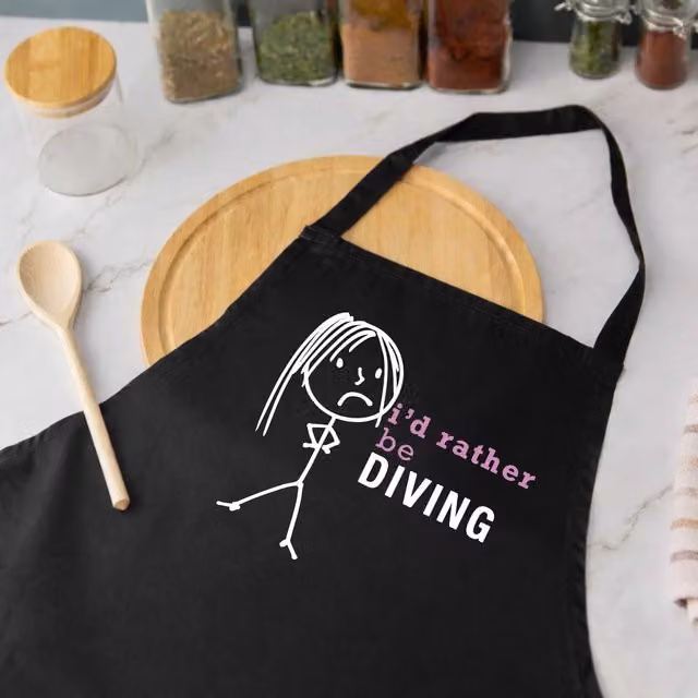 60 SECOND MAKEOVER Women's I'd Rather Be Diving Apron in Black