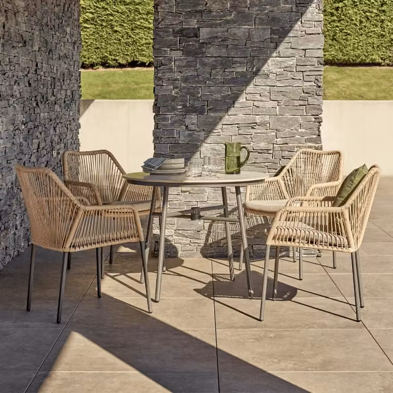 Leisure Grow Olivia 4 Seat Round Dining Set in Beige
