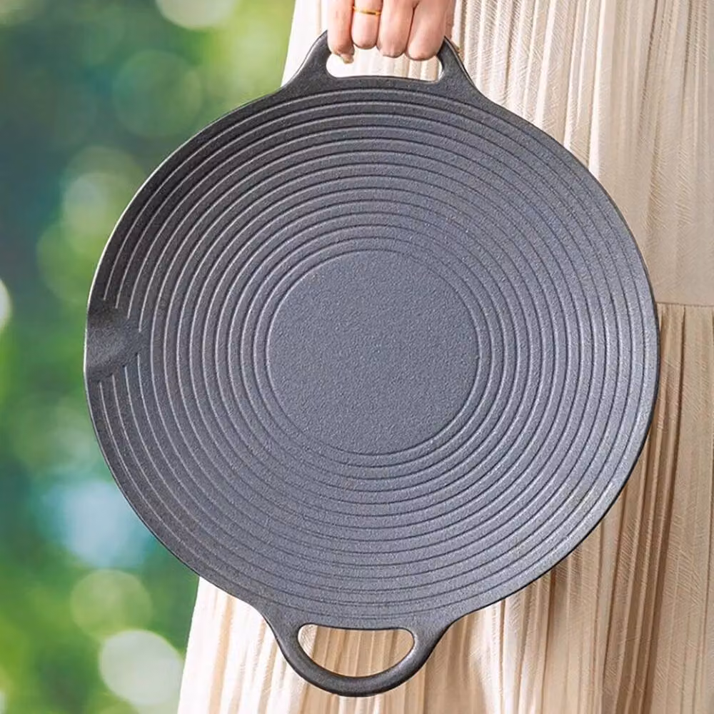 Kelvenix Uncoated Round Cast Iron Frying Pan, Black, W: 43 cm, D: 35 cm, H: 2.5 cm – 4