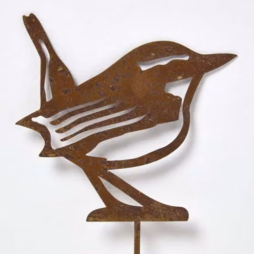 HOMESCAPES Set of 2 Rustic Brown Metal Eurasian Wren Bird Garden Stakes, Height: 37 cm – 2