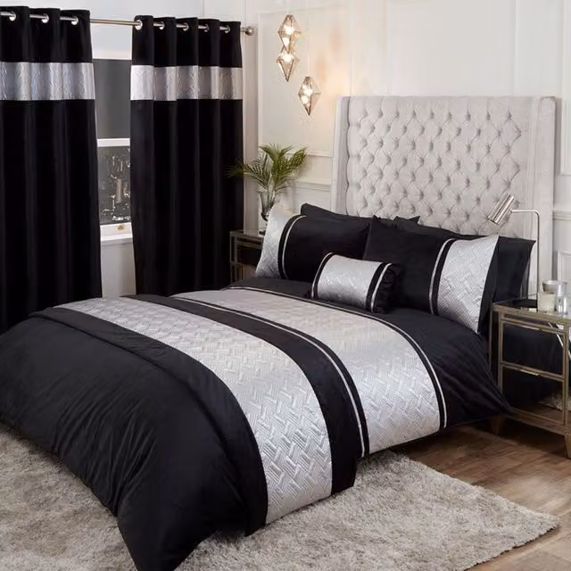Rapport Home Capri Polycotton Duvet Cover and Pillowcase Set in Silver, Black and Gold