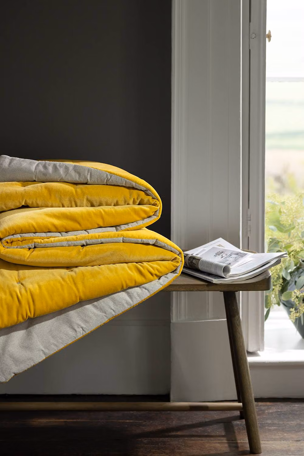 Christy Jaipur Luxury Quilted Velvet Throw in Yellow, W/D/H: 140 x 200 cm – 2